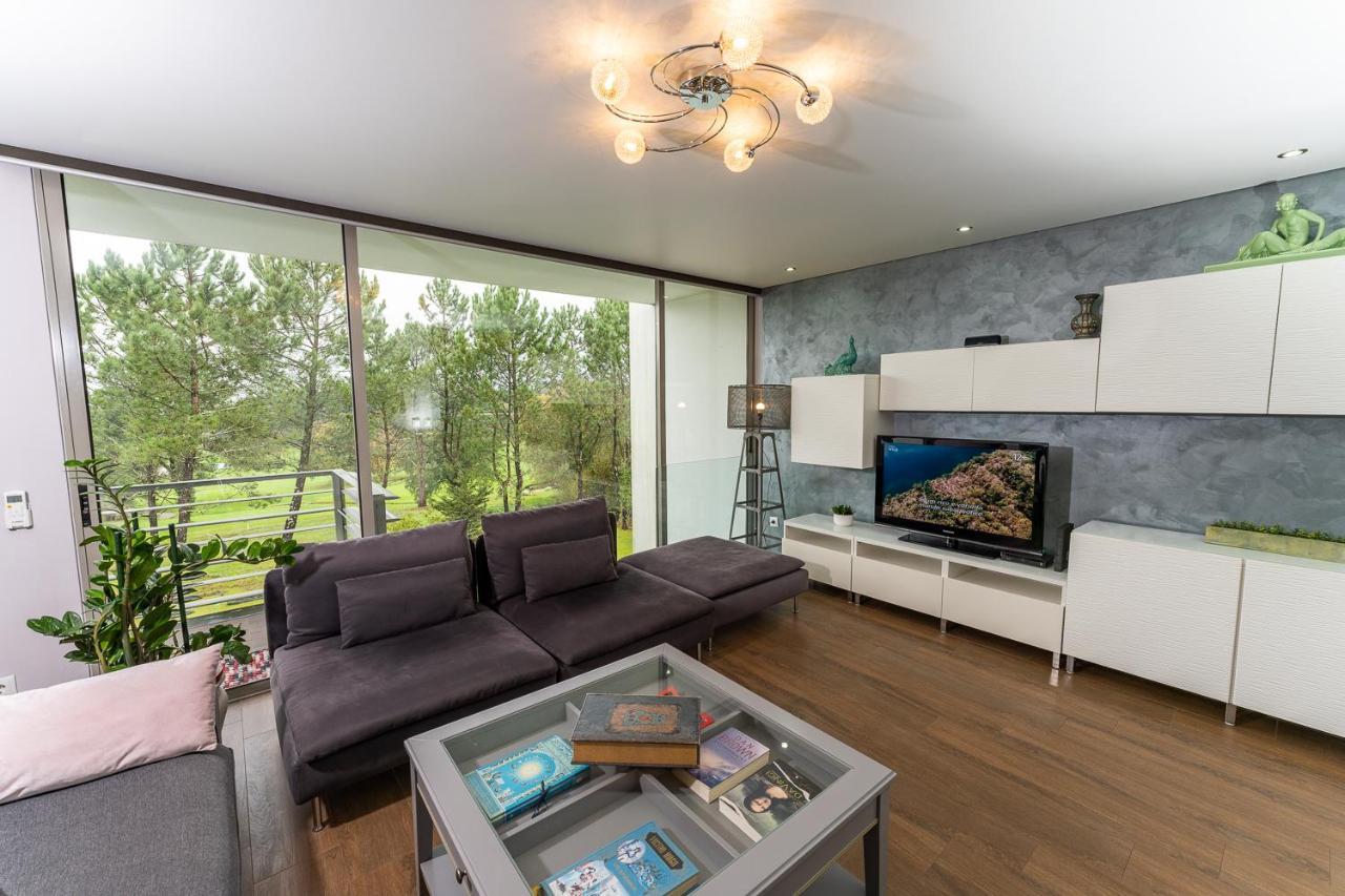 Апартаменты Golf Course - Luxurious Flat T3 - Понте-де-Лима Экстерьер фото